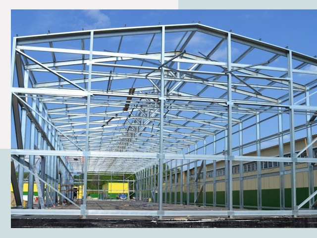 Строительство фабрик в Новоуральске