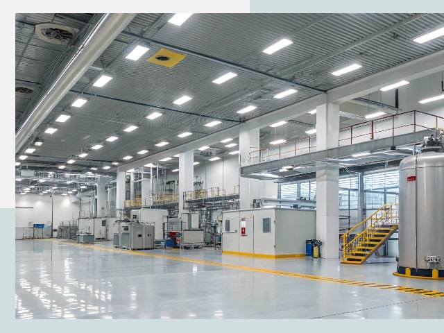 Освещение ангаров в Новоуральске от 612 руб. - Эффективные решения